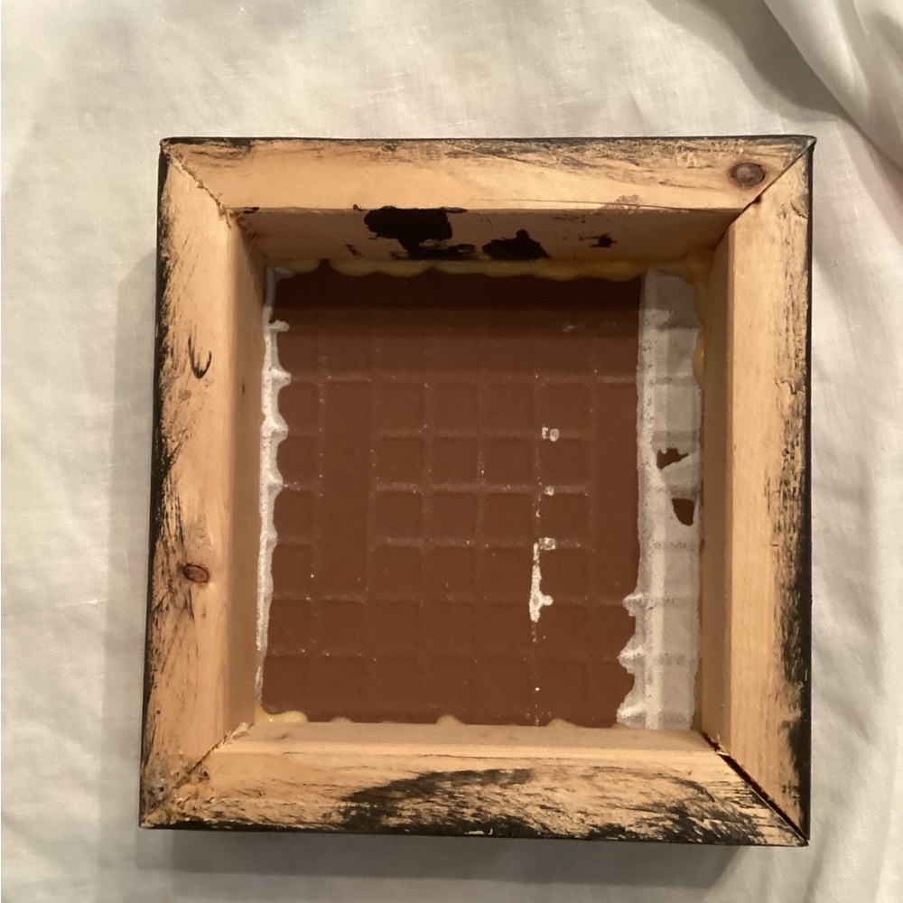 Handcrafted Tile with Bird Design Mounted on Wood - Picture 2 of 3